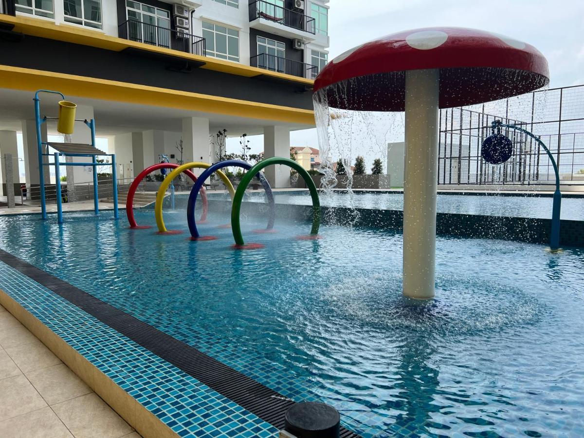דירות Malacca New!! Loving Night Novo 2Br 4-9Pax I Jonker I Netflix I Family מראה חיצוני תמונה